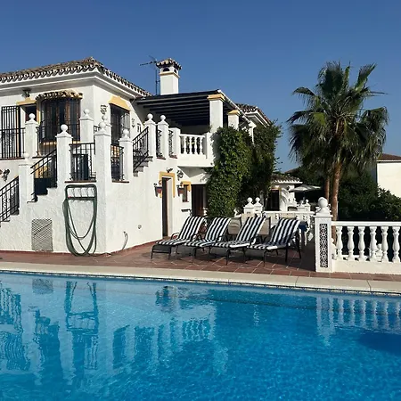 Casa Hermosa Bed & Breakfast